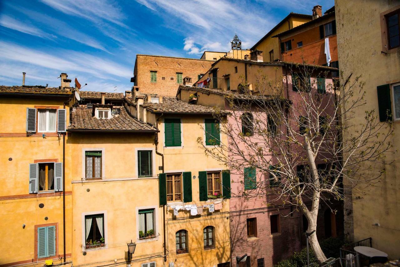 Cozy Apartment In The Heart Of Siena Luaran gambar