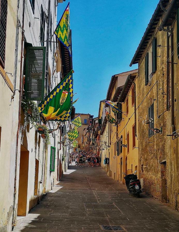 Cozy Apartment In The Heart Of Siena Luaran gambar